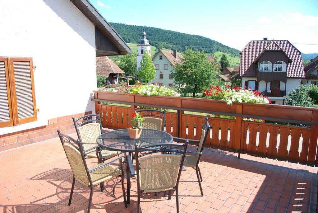 Landhotel Gasthaus Zum Pflug Целль-ам-Хармерсбах Экстерьер фото